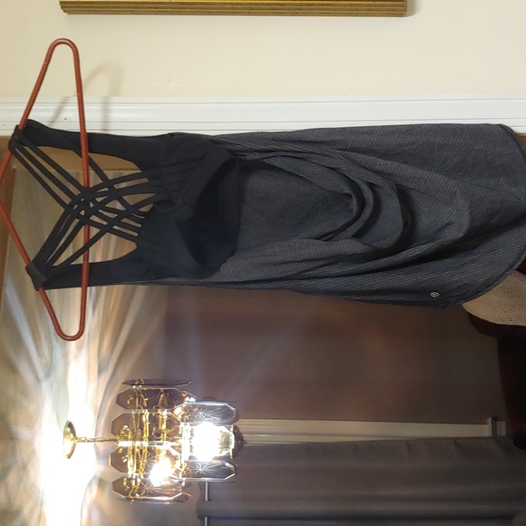 NWOT Lululemon athletica top sz.Small - Picture 8 of 11